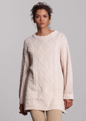 H U N T E R  Cable Knit Sweater