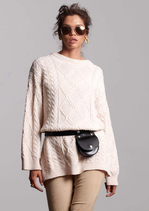 H U N T E R  Cable Knit Sweater